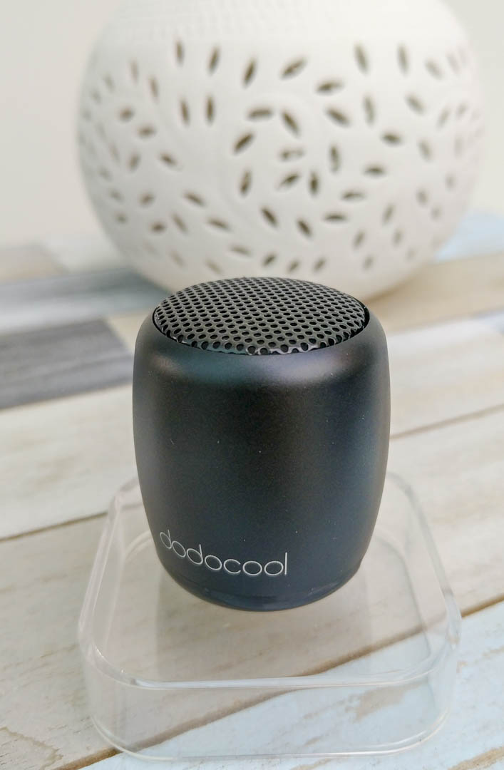 Mini Tragbar Bluetooth Speaker mit Freisprecheinrichtung und Shutter-Taste Selfie 45g dodocool Bluetooth Lautsprecher Weiß 